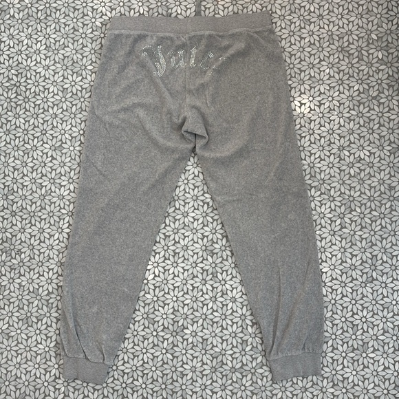 Women's Juicy Couture Black Label‎ Velour Joggers in Lt. Grey, Size Medium - Picture 3 of 7